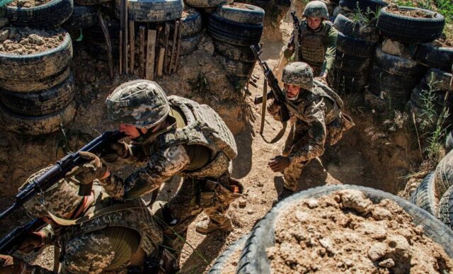 Оборонка затянула пояс: на Украине заявили о проблемах с военным контрактом