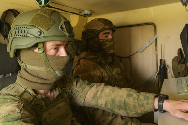 Откровенная история расчёта ПВО: как в тишине ловят смерть на радарах