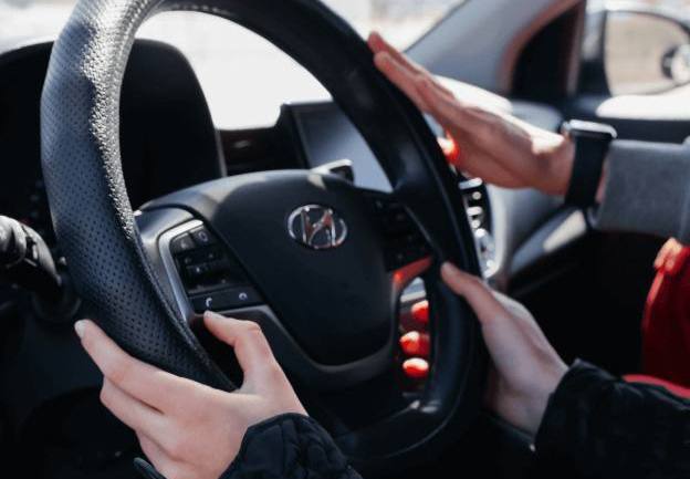 Типичные ошибки учеников автошкол Новосибирска: обучение вождению и права категории Б