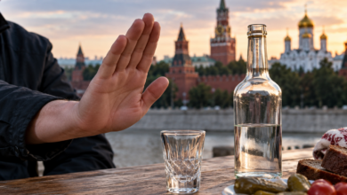 Россияне всё чаще отказываются от алкоголя, а потребление спиртного в стране достигло минимального уровня за последние 30 лет